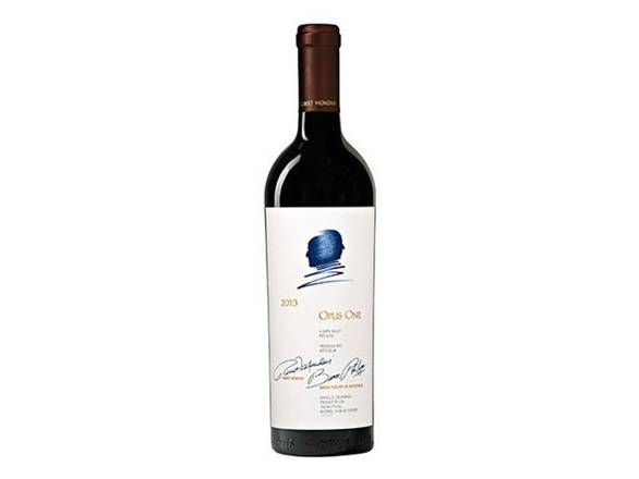 who makes opus one wine